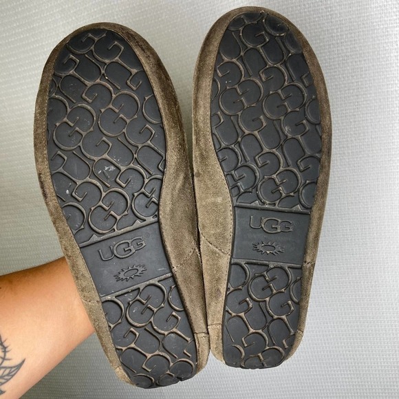 UGG| Green ASCOT SUEDE Moccasin Shoes 13 - Picture 4 of 5